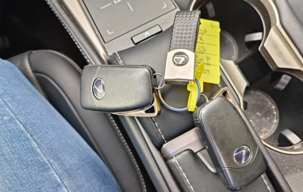 lexus-nx-300h-2wd-executive - 675594713