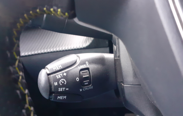 peugeot-208-e-208-136ch-gt - 684264713