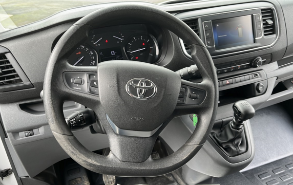 toyota-proace-combi-medium-1-5-120-d-4d-dynamic-rc18 - 700414713