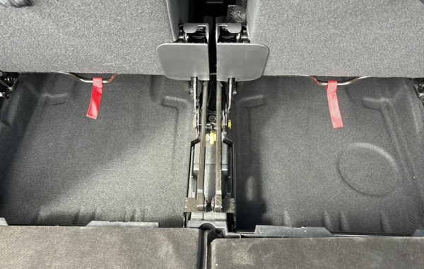 peugeot-5008-1-5-bluehdi-130ch-s-s-gt-eat8 - 703364713