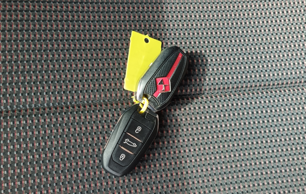 ds-ds-3-crossback-e-tense-performance-line - 703564713