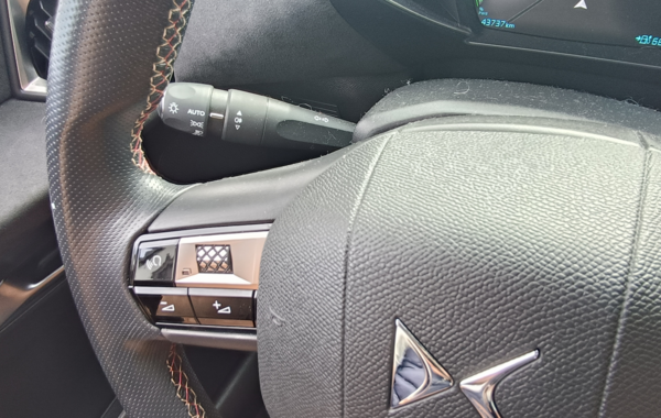 ds-ds-3-crossback-e-tense-performance-line - 703564713