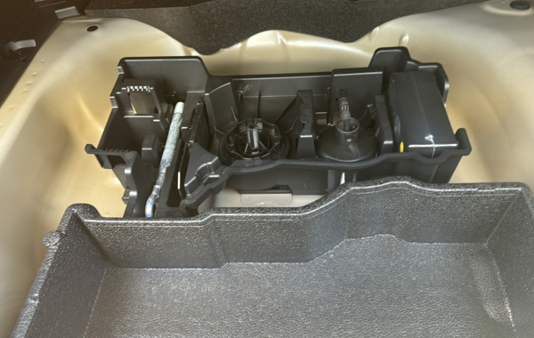 peugeot-2008-1-2-130ch-s-s-allure-eat8 - 706044713