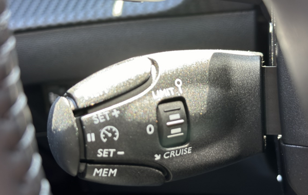 peugeot-2008-1-2-130ch-s-s-allure-eat8 - 706054713