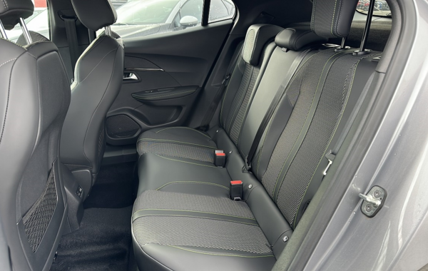 peugeot-2008-1-2-puretech-130ch-s-s-gt-eat8 - 709534713
