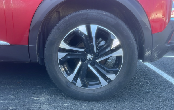 peugeot-2008-1-2-puretech-130ch-s-s-allure-eat8 - 716764713