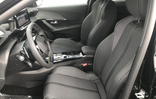 peugeot-2008-1-2-puretech-130ch-s-s-gt-eat8 - 724624713