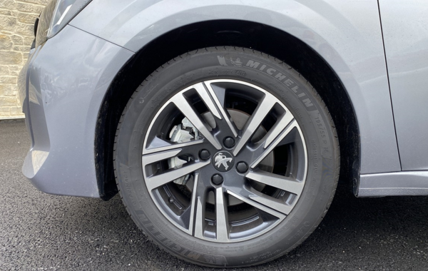 peugeot-208-1-2-puretech-100ch-s-s-style - 730004713