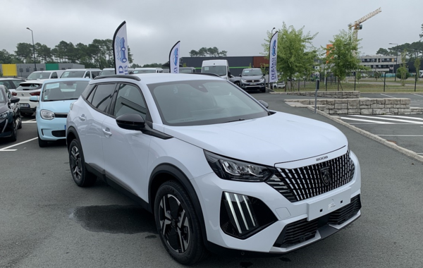 peugeot-2008-1-2-puretech-100ch-s-s-allure - 757494713