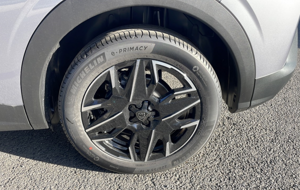 peugeot-3008-1-2-hybrid-145ch-allure-e-dcs6 - 762614713