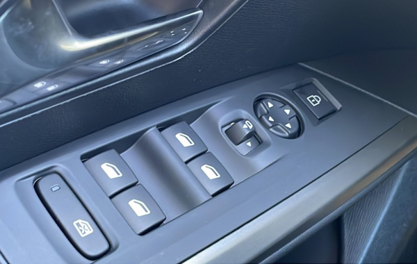 peugeot-3008-1-2-hybrid-145ch-allure-e-dcs6 - 762614713