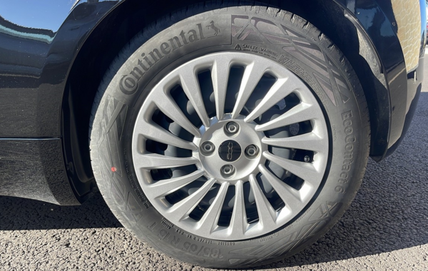 fiat-500-e-95ch-action - 763354713