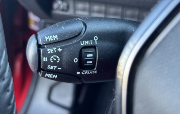 peugeot-2008-1-2-puretech-100ch-s-s-allure - 777504713