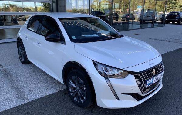 peugeot-208-e-208-136ch-roadtrip - 778844713