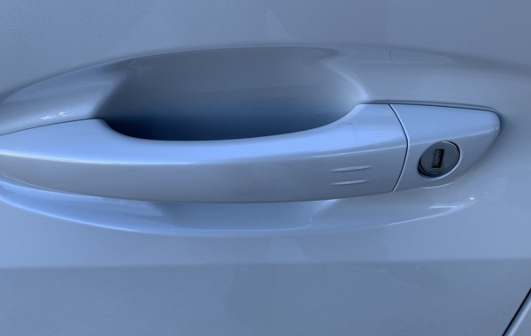 peugeot-208-e-208-136ch-roadtrip - 778844713