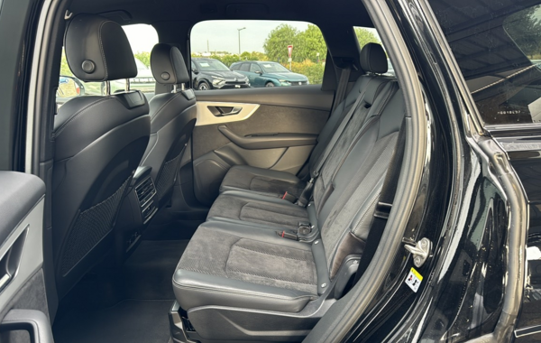 audi-q7-60-tfsi-e-462ch-competition-quattro-tiptronic-5-places - 778944713