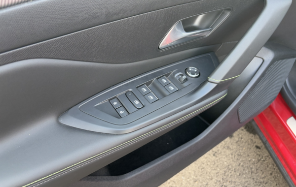 peugeot-408-1-2-puretech-130ch-s-s-gt-eat8 - 780194713