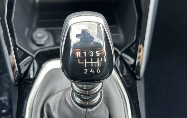 peugeot-208-1-2-puretech-100ch-s-s-allure - 781894713