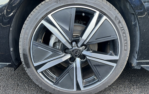 peugeot-308-1-2-puretech-130ch-s-s-gt-eat8 - 786024713