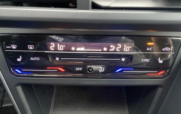 volkswagen-taigo-1-0-tsi-110ch-life-dsg7 - 789044713