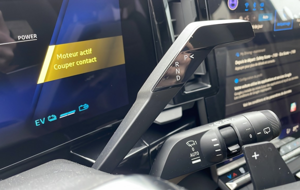 renault-austral-1-2-e-tech-full-hybrid-200ch-techno-24 - 794664713