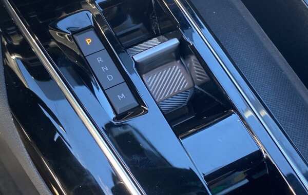 peugeot-5008-1-2-puretech-130ch-s-s-gt-eat8 - 796044713