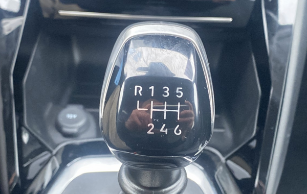 peugeot-208-1-2-puretech-100ch-s-s-allure - 796654713