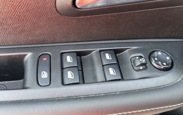 peugeot-208-1-2-puretech-100ch-s-s-allure - 808234713