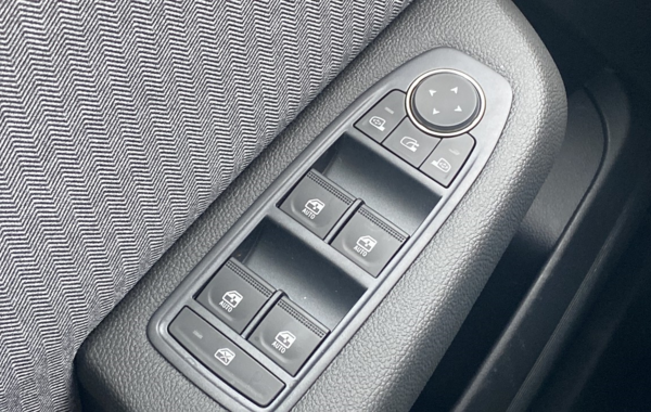 renault-clio-v-1-0-tce-90ch-techno-x-tronic-24 - 811444713