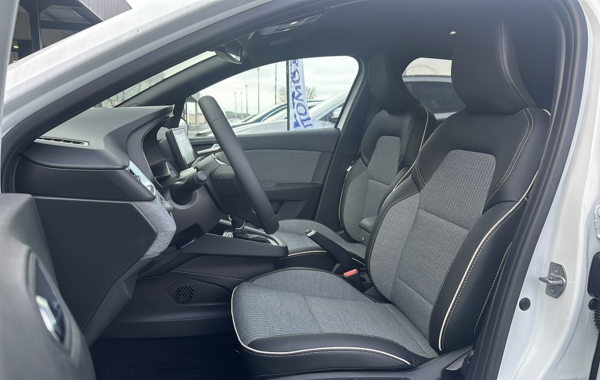 renault-clio-v-1-0-tce-90ch-techno-x-tronic-24 - 811484713