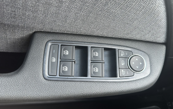 renault-clio-v-1-0-tce-90ch-techno-x-tronic-24 - 811484713