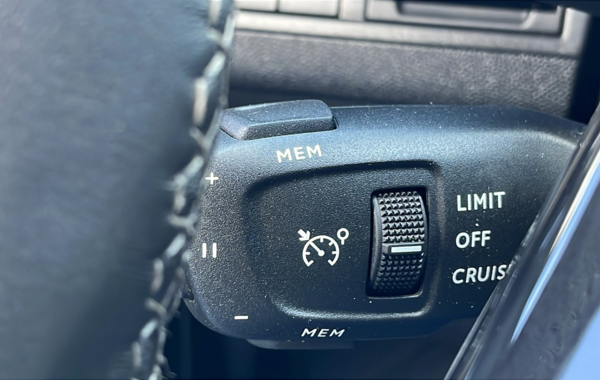 peugeot-3008-1-5-bluehdi-130ch-s-s-allure-pack-eat8 - 812374713