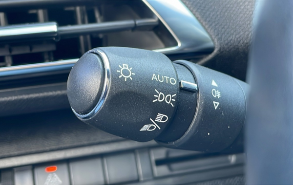 peugeot-3008-1-5-bluehdi-130ch-s-s-allure-pack-eat8 - 812374713