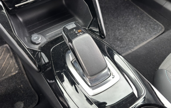 peugeot-2008-e-2008-136ch-allure-pack - 812614713