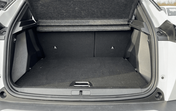 peugeot-2008-1-2-puretech-130ch-s-s-allure-eat8 - 828404713