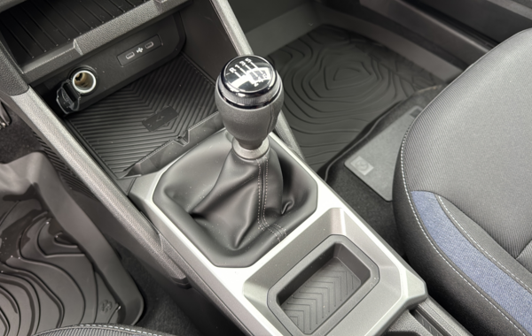 dacia-duster-1-2-tce-mild-hybrid-130ch-journey - 832394713