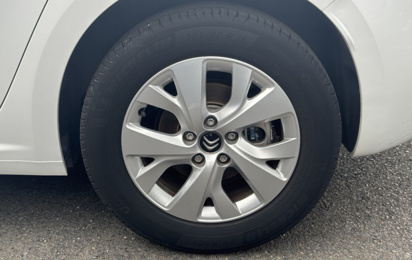 citroen-c4-picasso-puretech-130ch-feel-s-s-eat6 - 832804713