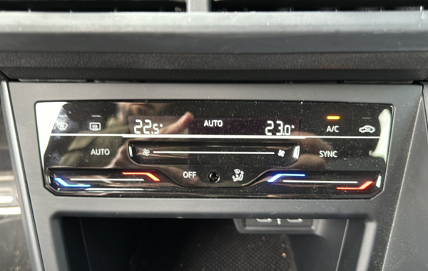 volkswagen-polo-1-0-tsi-110ch-r-line-dsg7 - 833464713