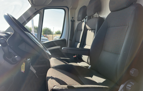 citroen-jumper-fg-33-l3h2-2-2-bluehdi-140-s-s-driver - 834944713