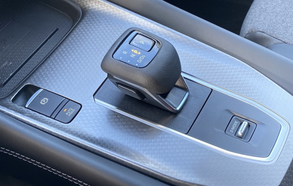 nissan-qashqai-1-3-mild-hybrid-158ch-n-connecta-xtronic - 835324713