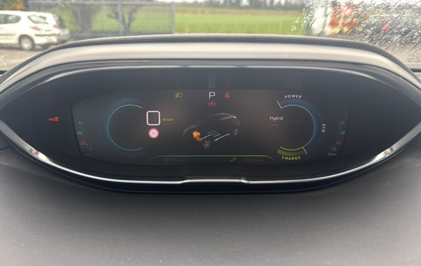 peugeot-3008-hybrid-225ch-roadtrip-e-eat8 - 835784713