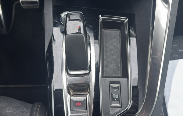 peugeot-3008-hybrid-225ch-roadtrip-e-eat8 - 835784713