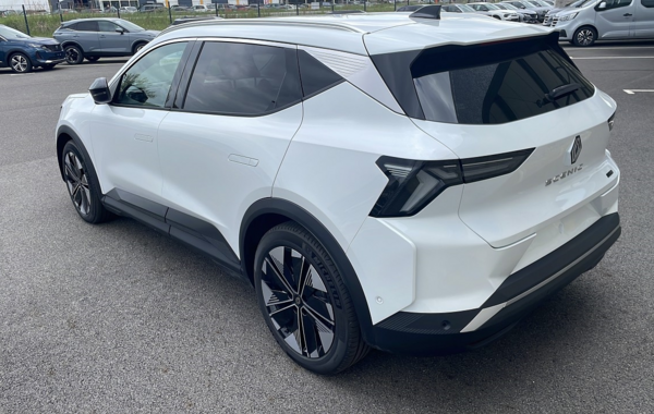 renault-scenic-v-e-tech-electric-170ch-techno-autonomie-confort-24 - 835904713