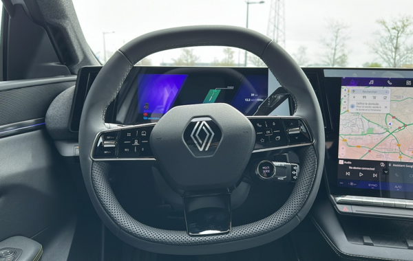 renault-scenic-v-e-tech-electric-170ch-techno-autonomie-confort-24 - 835924713