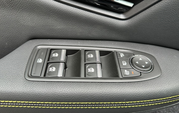 renault-scenic-v-e-tech-electric-170ch-techno-autonomie-confort-24 - 835924713