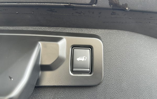 renault-scenic-v-e-tech-electric-170ch-techno-autonomie-confort-24 - 835934713