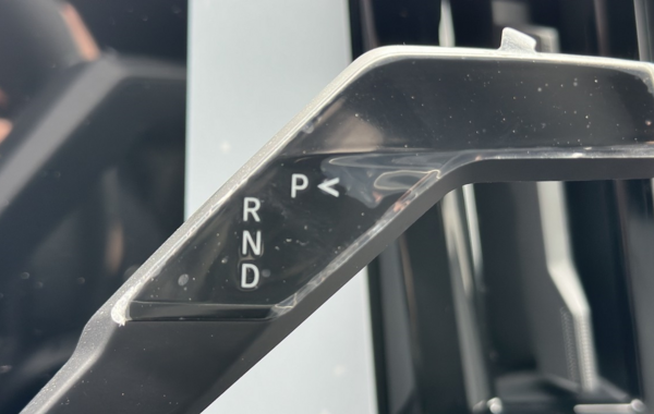 renault-scenic-v-e-tech-electric-170ch-techno-autonomie-confort-24 - 835934713