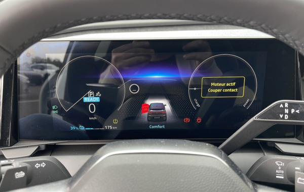 renault-megane-v-e-tech-electric-220ch-techno-autonomie-confort-24 - 837344713