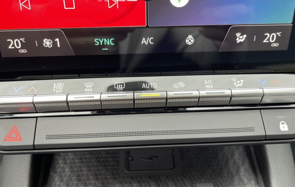 renault-megane-v-e-tech-electric-220ch-techno-autonomie-confort-24 - 837344713