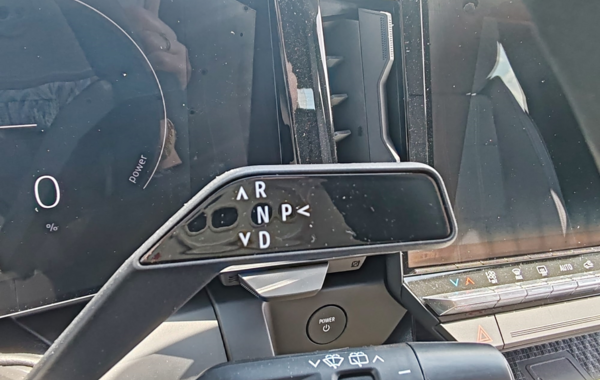 renault-megane-v-e-tech-electric-130ch-evolution-autonomie-confort-24 - 837354713